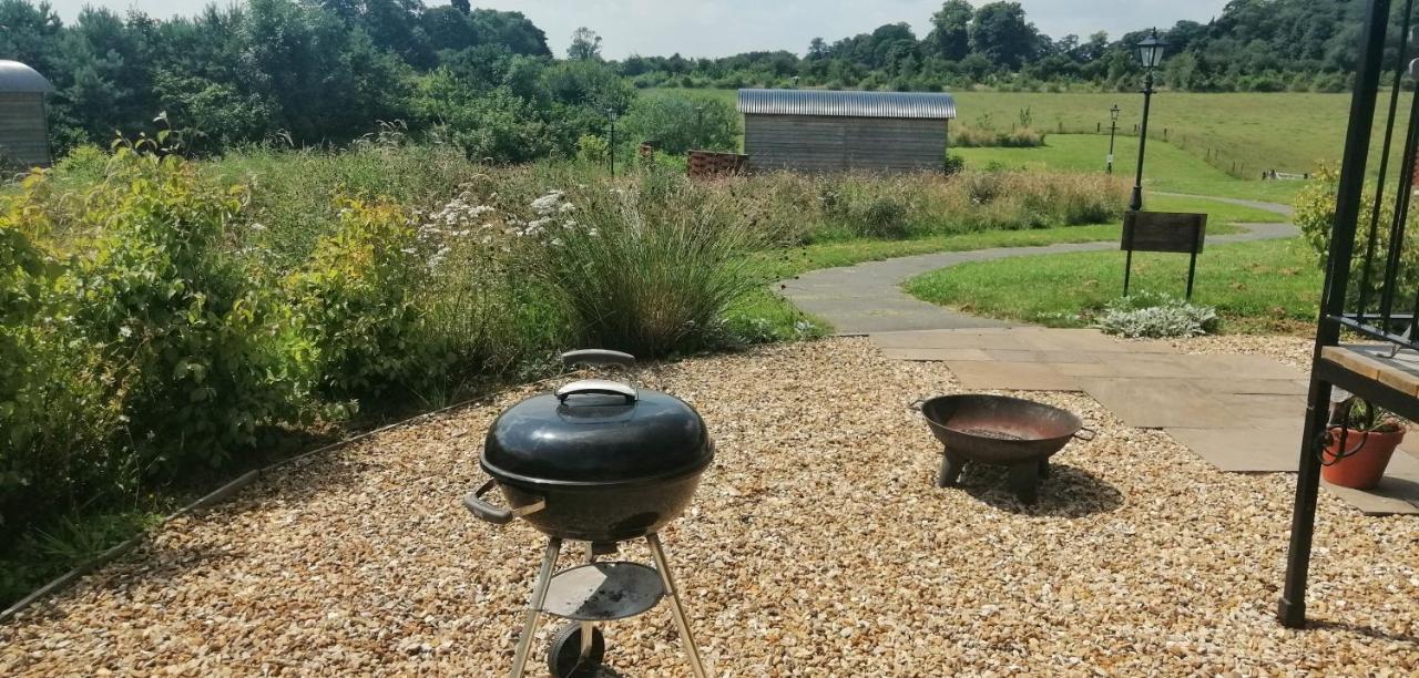 Fair Farm Hideaway Villa Waltham on the Wolds Екстериор снимка