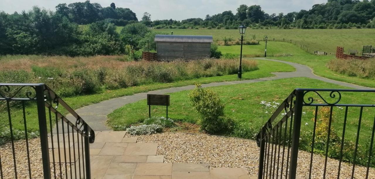 Fair Farm Hideaway Villa Waltham on the Wolds Екстериор снимка