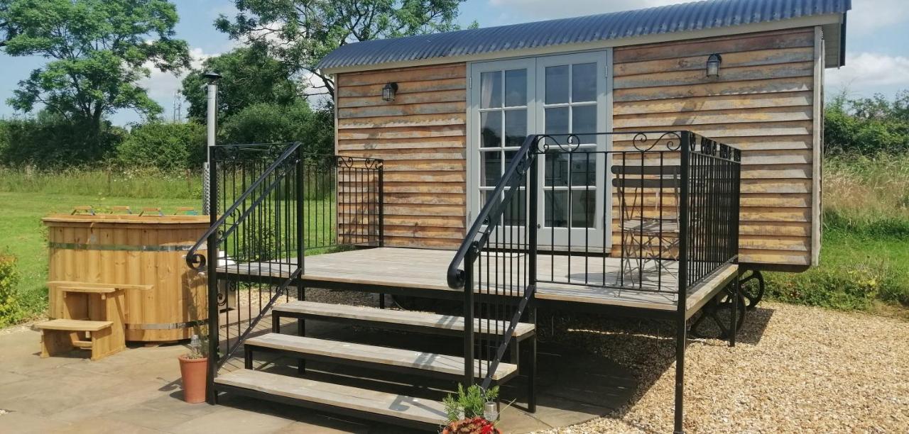Fair Farm Hideaway Villa Waltham on the Wolds Екстериор снимка