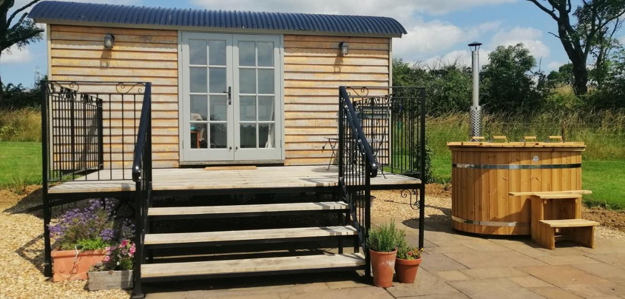 Fair Farm Hideaway Villa Waltham on the Wolds Екстериор снимка