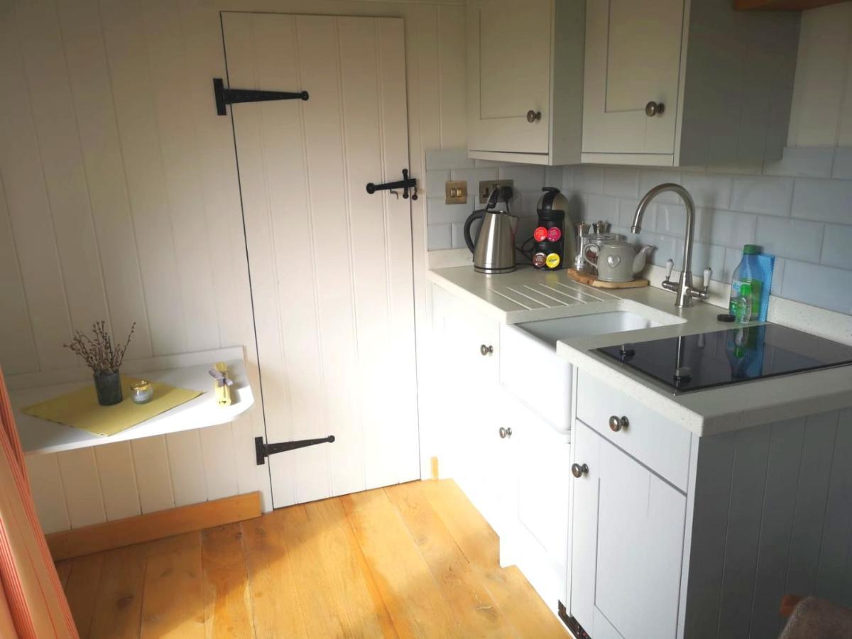Fair Farm Hideaway Villa Waltham on the Wolds Екстериор снимка