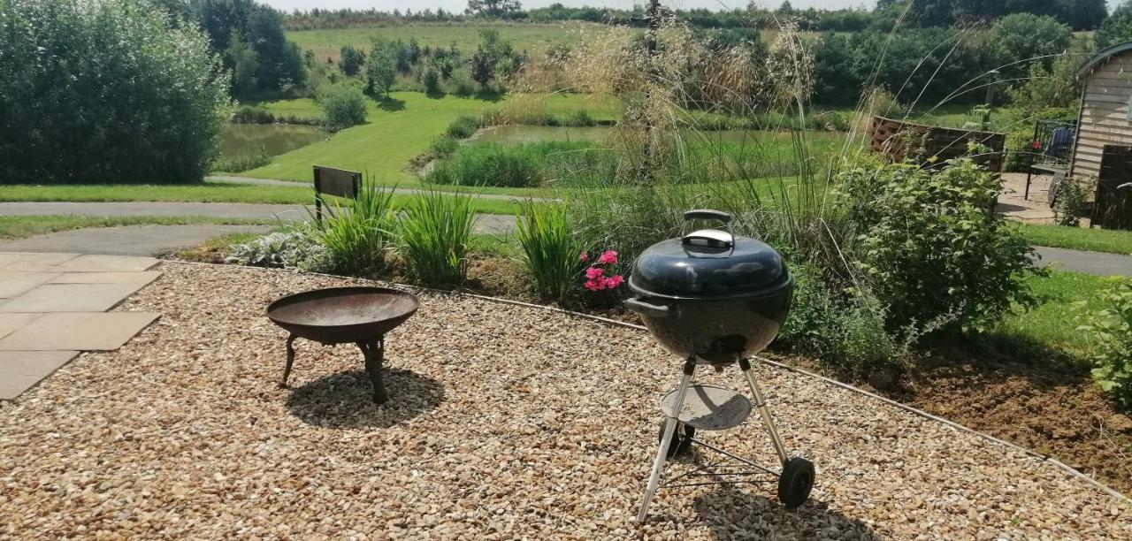 Fair Farm Hideaway Villa Waltham on the Wolds Екстериор снимка