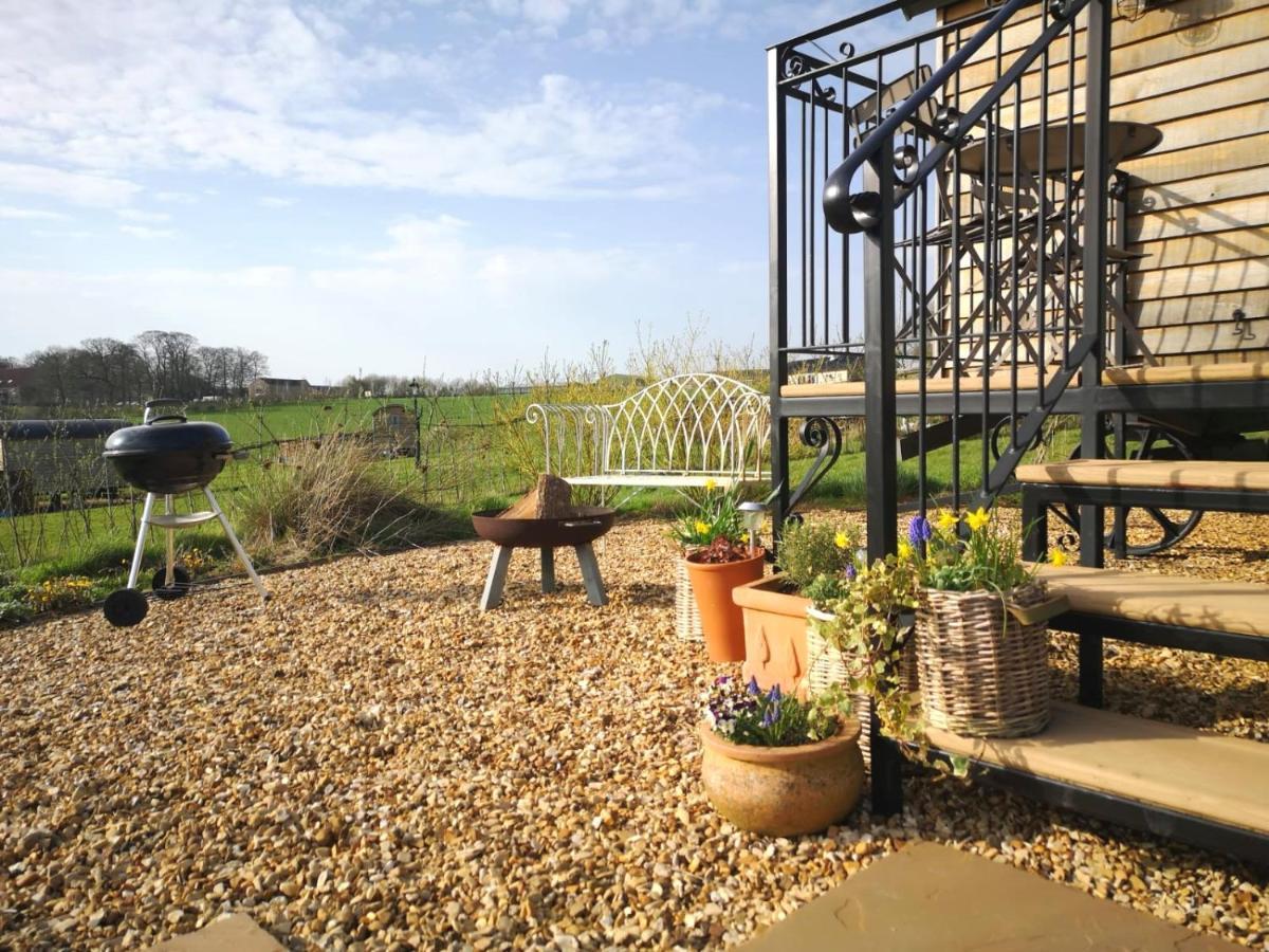 Fair Farm Hideaway Villa Waltham on the Wolds Екстериор снимка