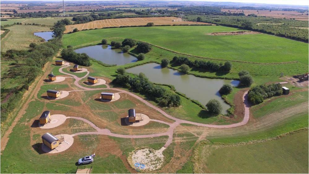 Fair Farm Hideaway Villa Waltham on the Wolds Екстериор снимка