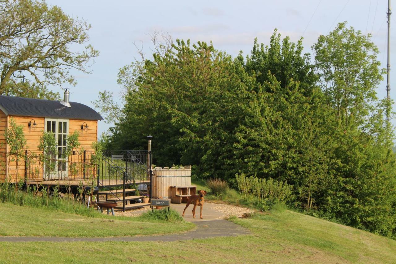 Fair Farm Hideaway Villa Waltham on the Wolds Екстериор снимка